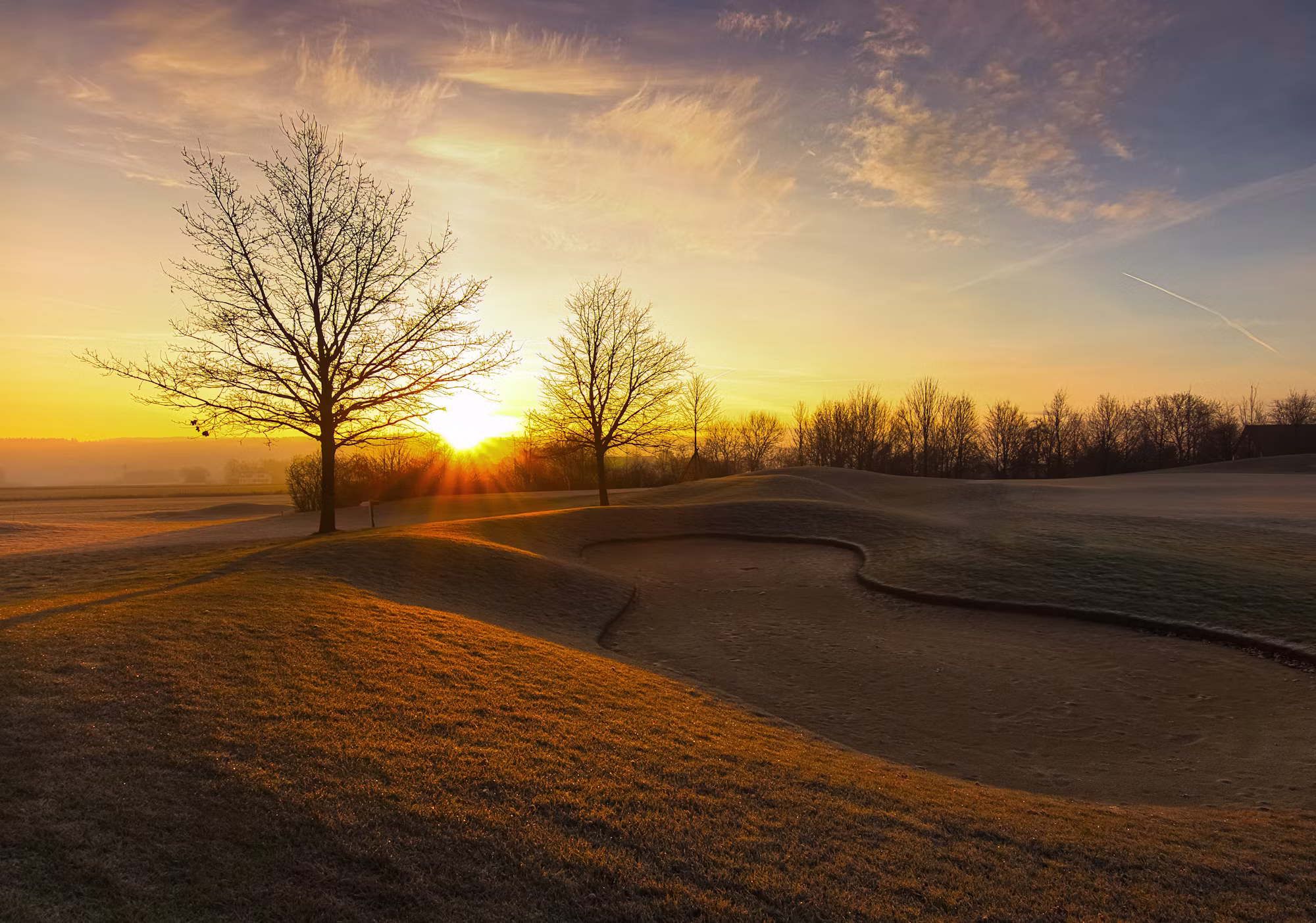 Exploring the World of Golf Travel: Top Destinations and Tips
