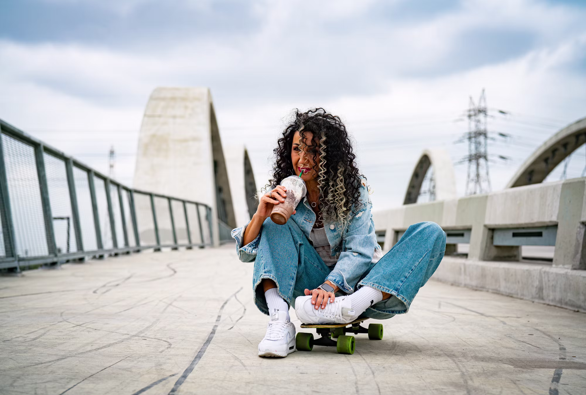 Exploring the Art of Freestyle Skateboarding: Balance, Style, and Creativity